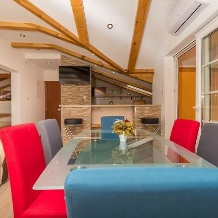 Apartman Sare Crikvenica Eksteriør billede
