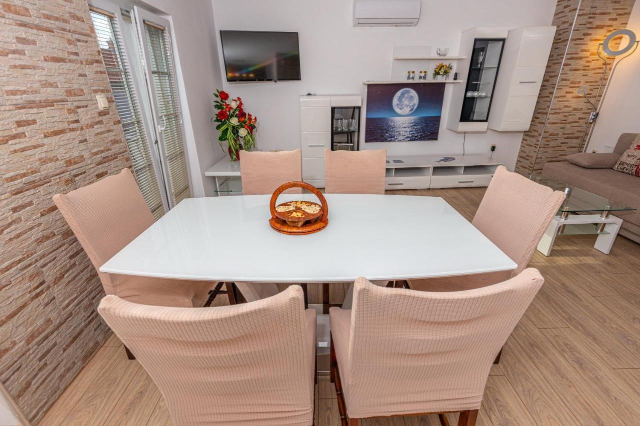 Apartman Sare Crikvenica Eksteriør billede