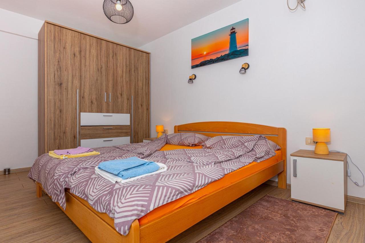 Apartman Sare Crikvenica Eksteriør billede