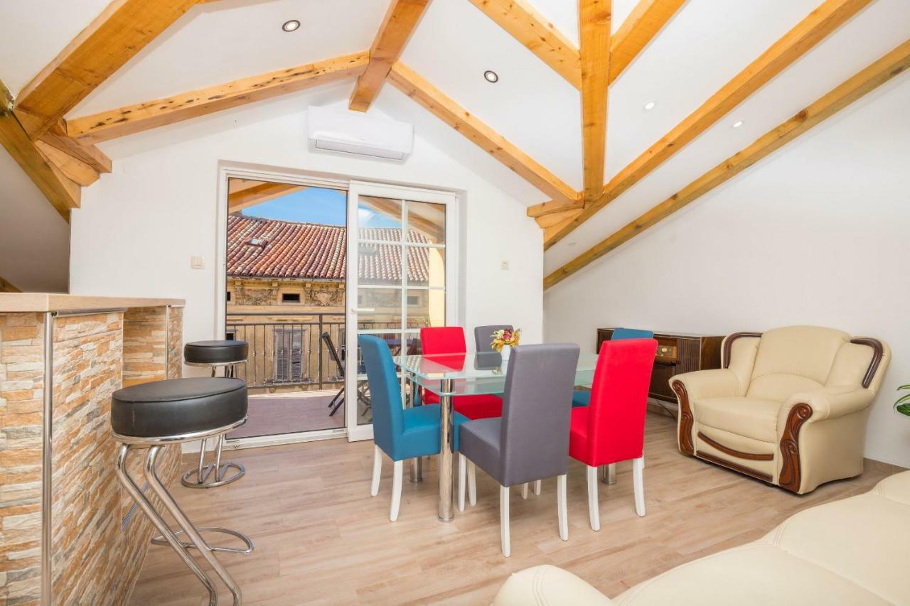 Apartman Sare Crikvenica Eksteriør billede