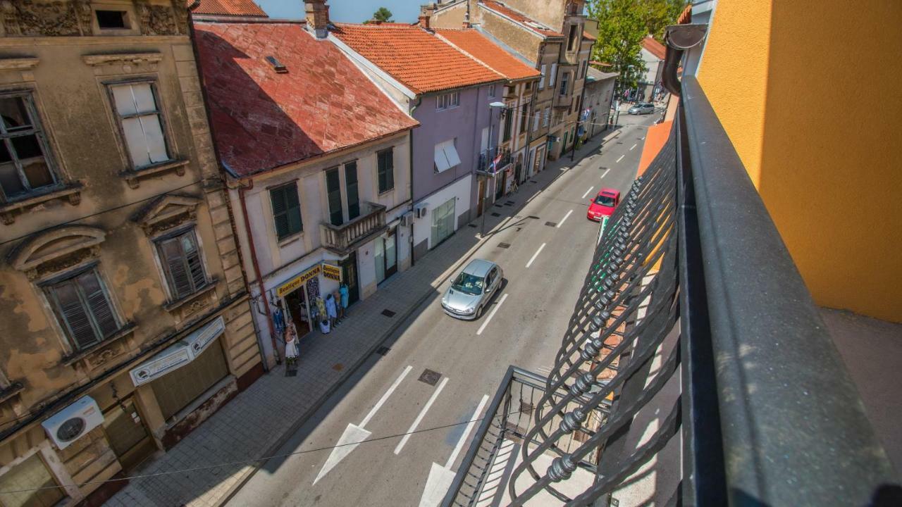 Apartman Sare Crikvenica Eksteriør billede