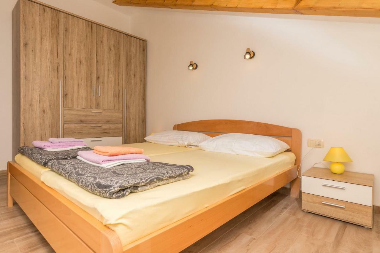 Apartman Sare Crikvenica Eksteriør billede