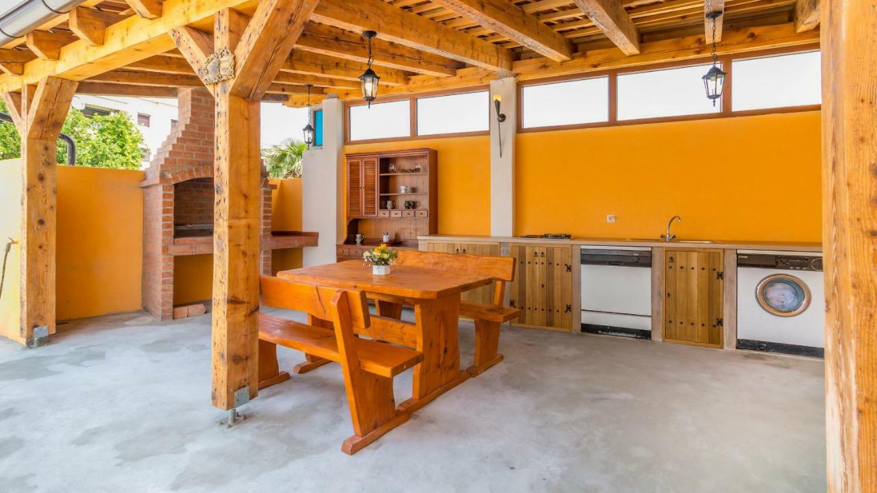 Apartman Sare Crikvenica Eksteriør billede